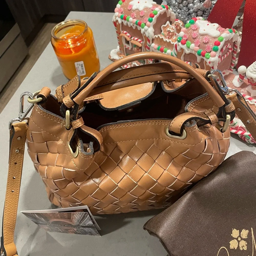 Patricia Nash Discovery woven leather bag - Picture 12 of 13